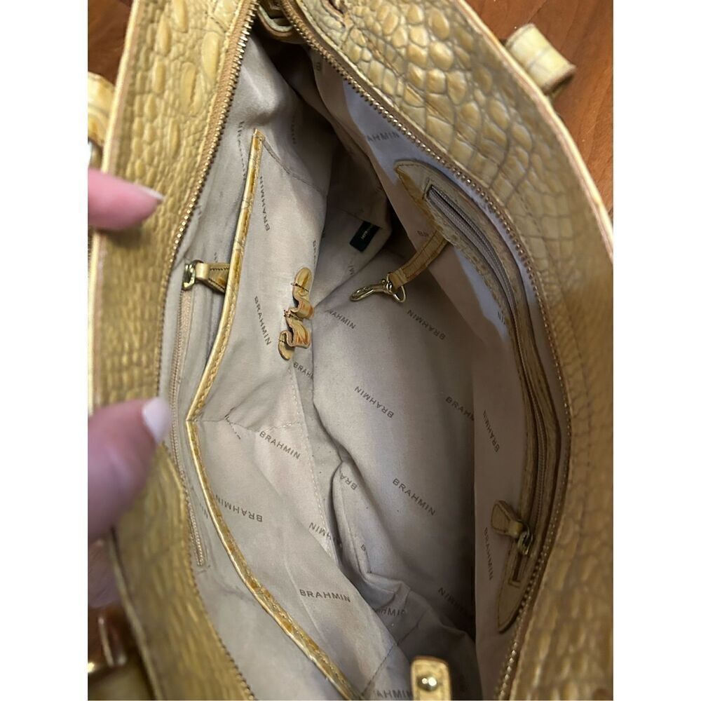 Brahmin women’s Collette Melbourne croc embossed‎ leather bag - Picture 8 of 16